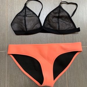 Triangl Bikini